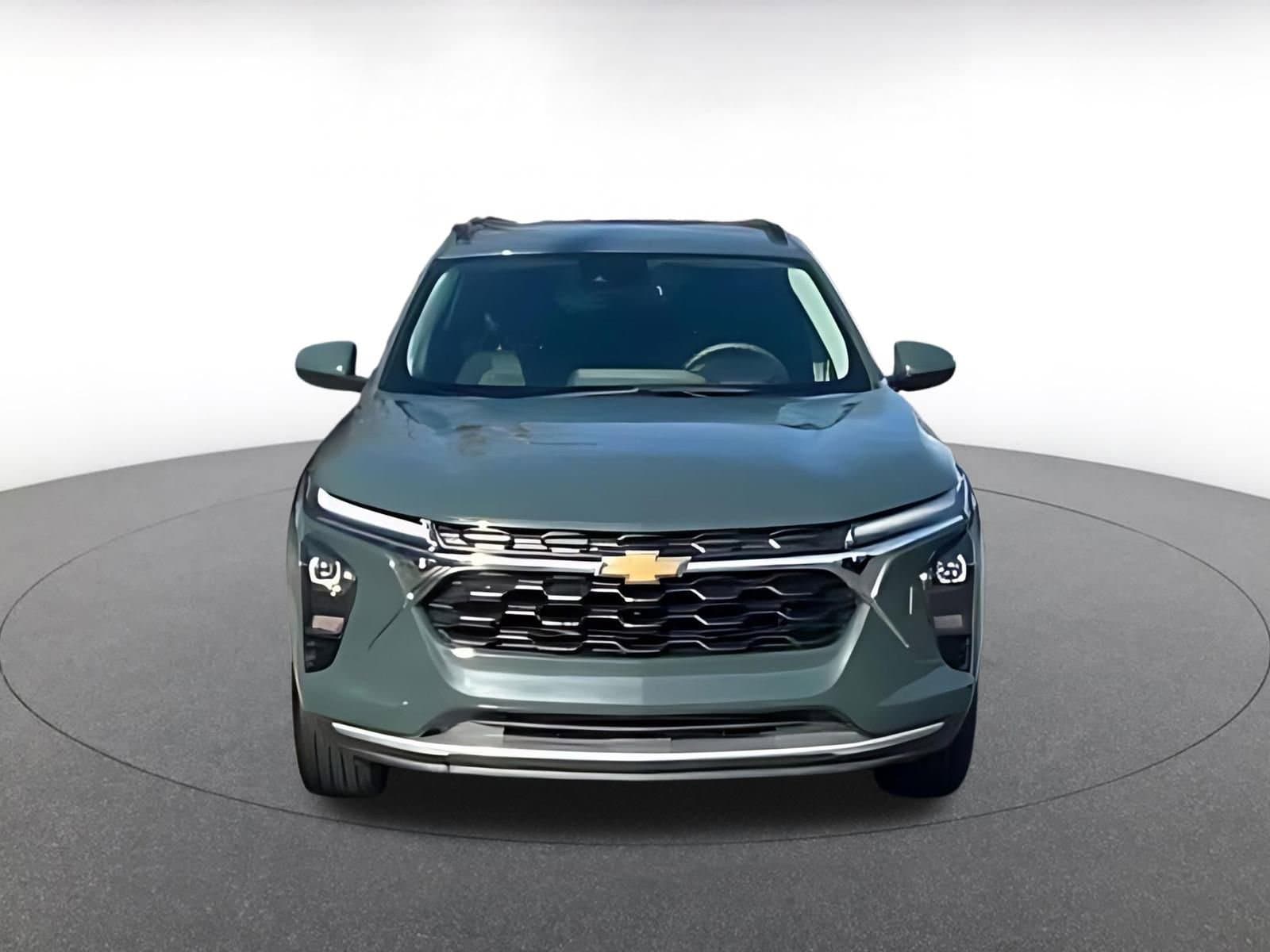 Thumbnail: 2025 Chevrolet Trax - 4