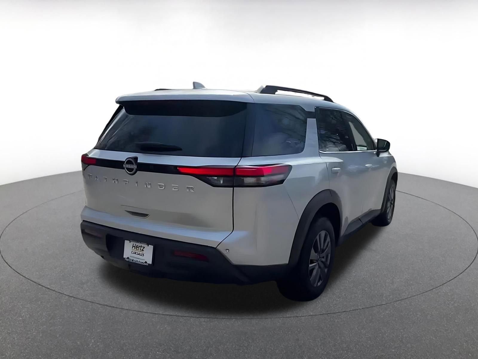 Thumbnail: 2025 Nissan Pathfinder - 14