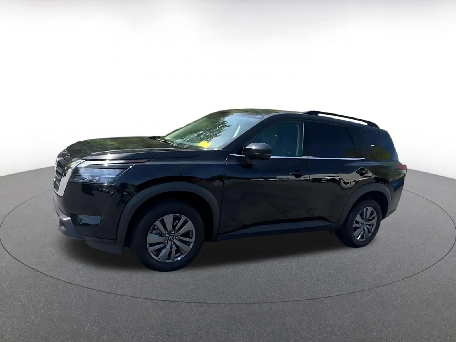 Thumbnail: 2025 Nissan Pathfinder - 8