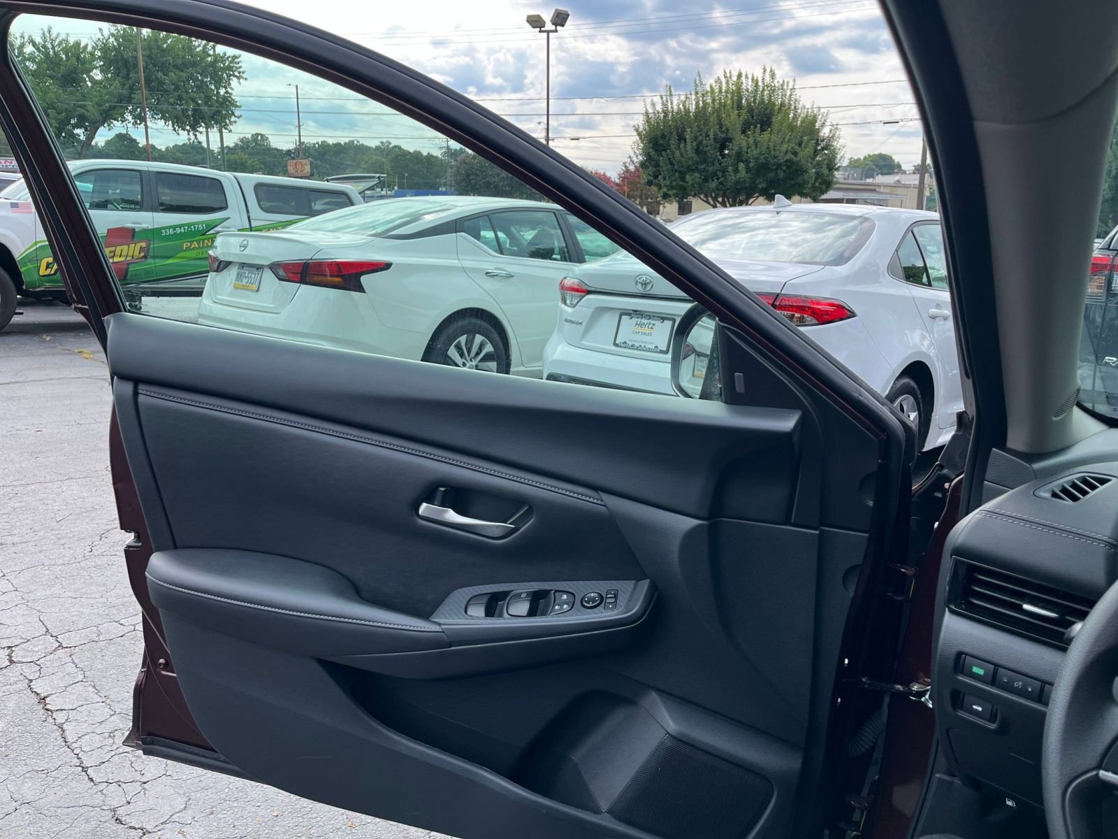 Thumbnail: 2024 Nissan Sentra - 18