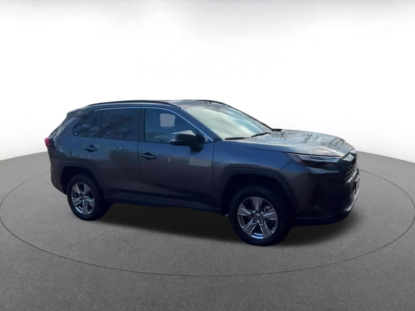 Thumbnail: 2025 Toyota RAV4 - 2