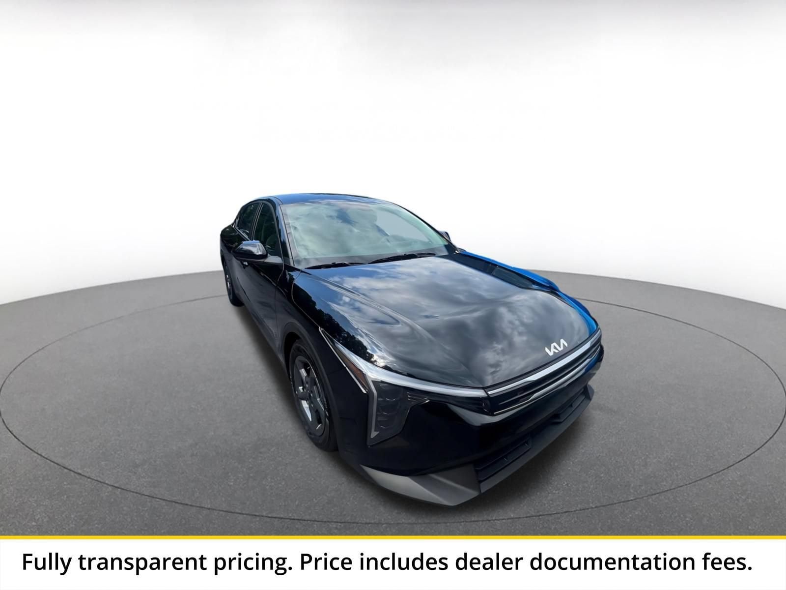Thumbnail: 2025 Kia K4 - 1