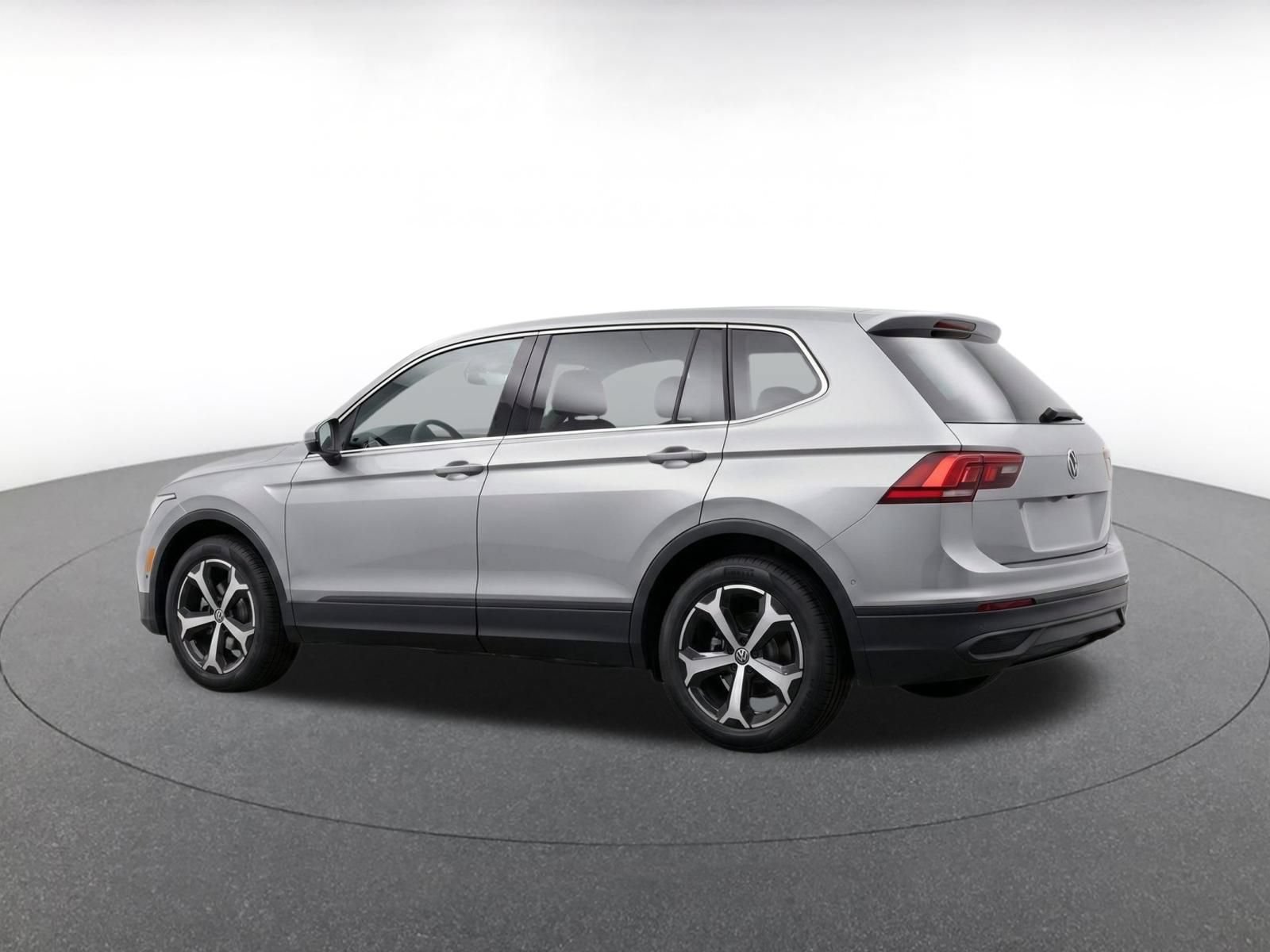 Thumbnail: 2026 Volkswagen Tiguan - 6