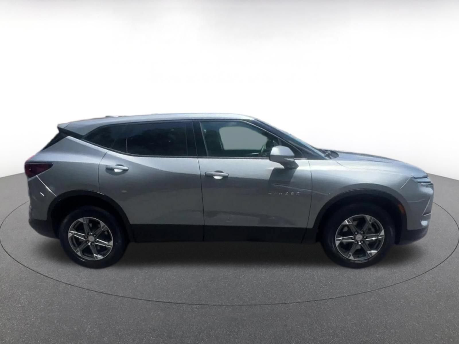 Thumbnail: 2025 Chevrolet Blazer - 16