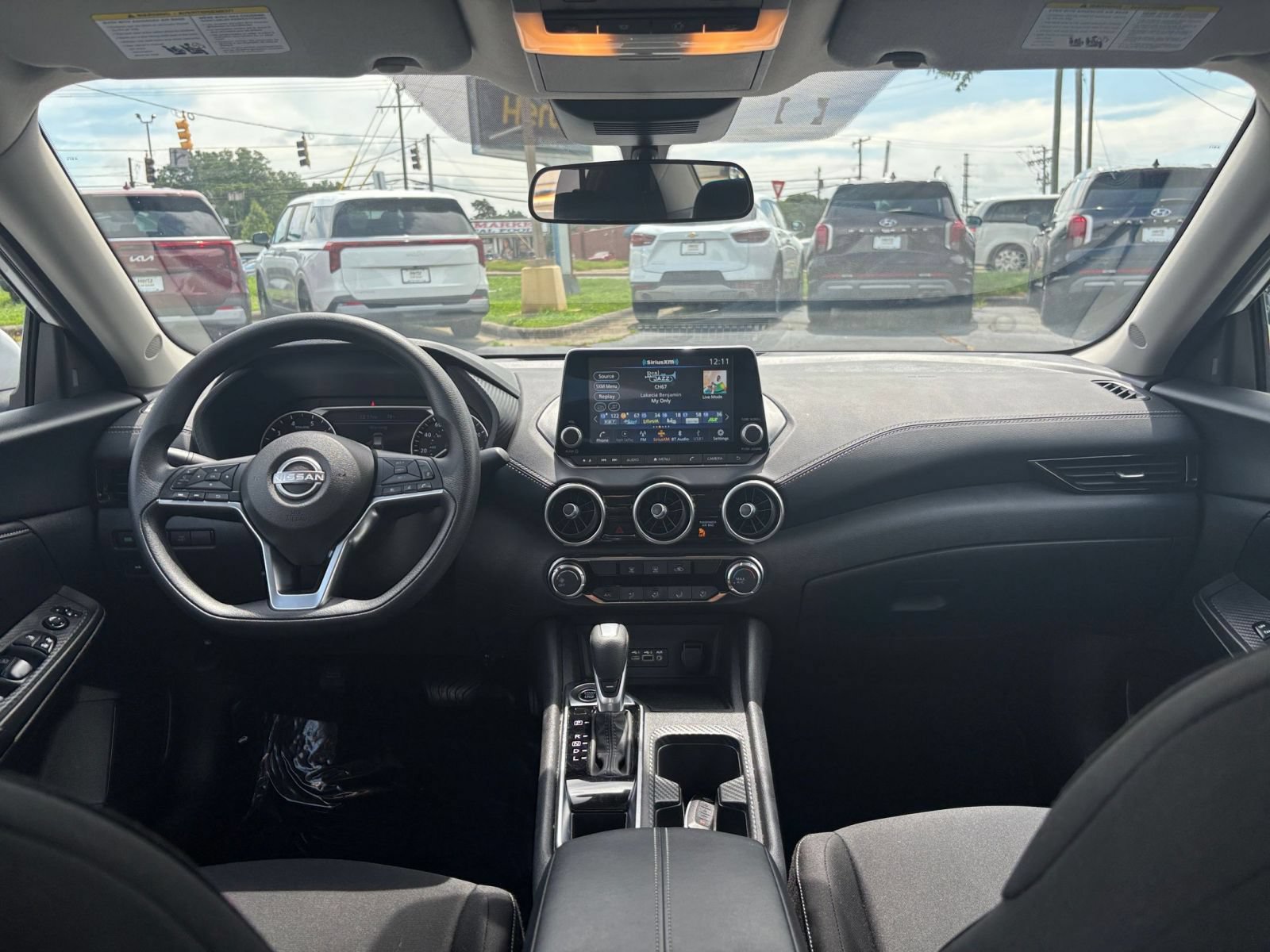 Thumbnail: 2025 Nissan Sentra - 28