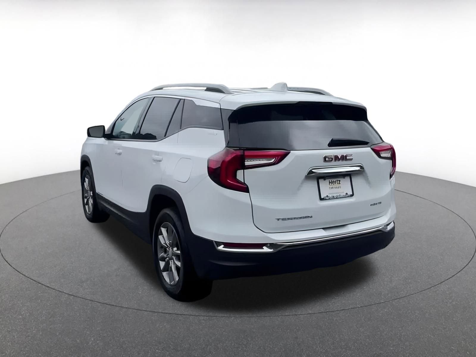 Thumbnail: 2024 GMC Terrain - 11