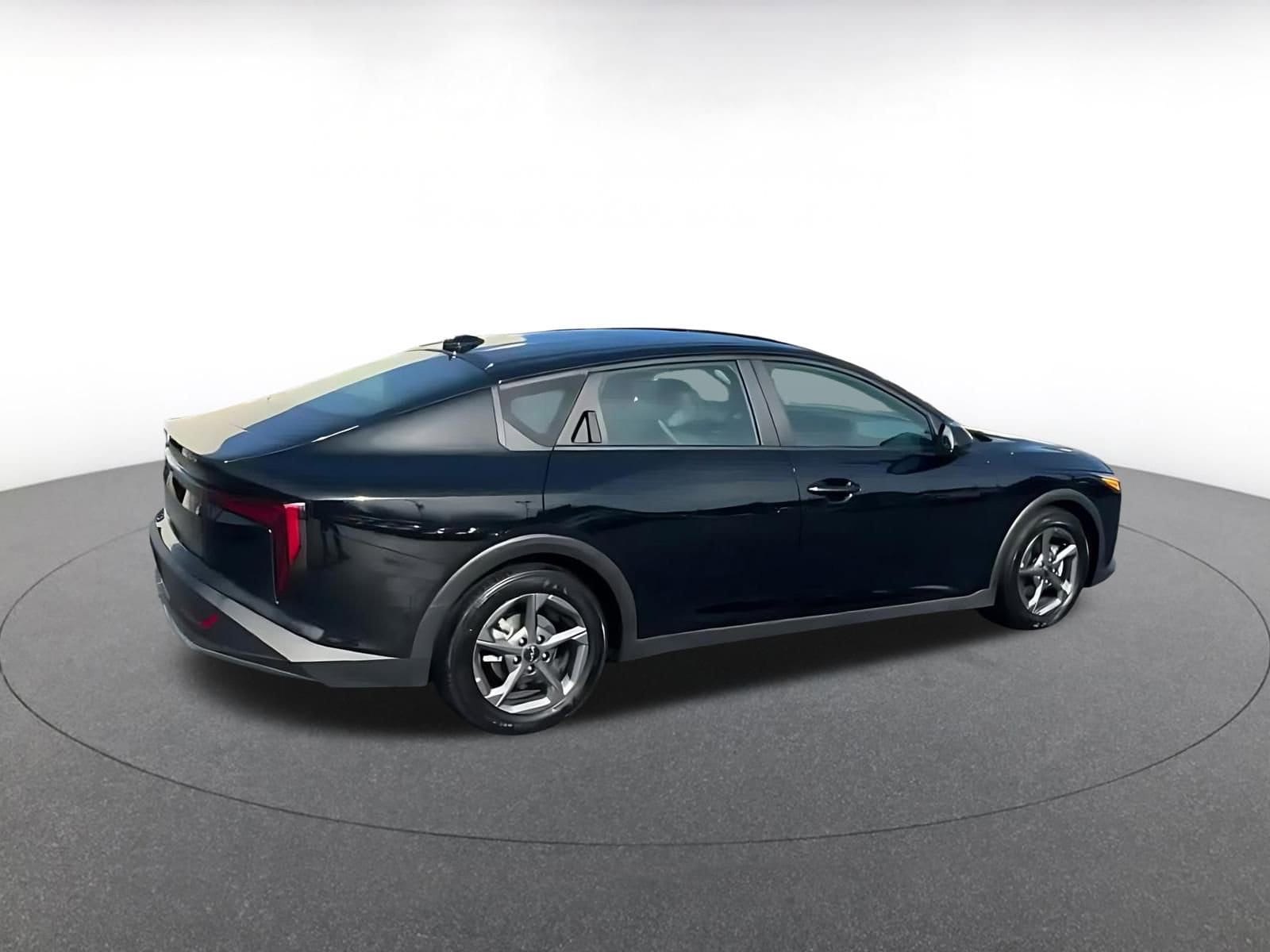 Thumbnail: 2025 Kia K4 - 12