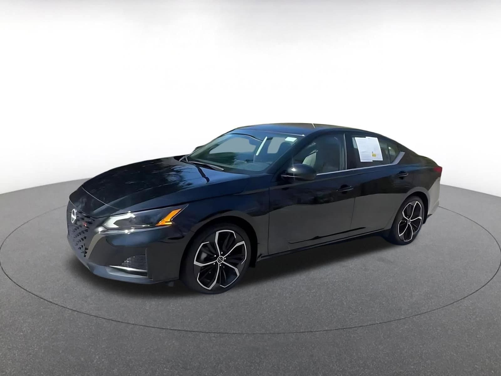 Thumbnail: 2025 Nissan Altima - 8