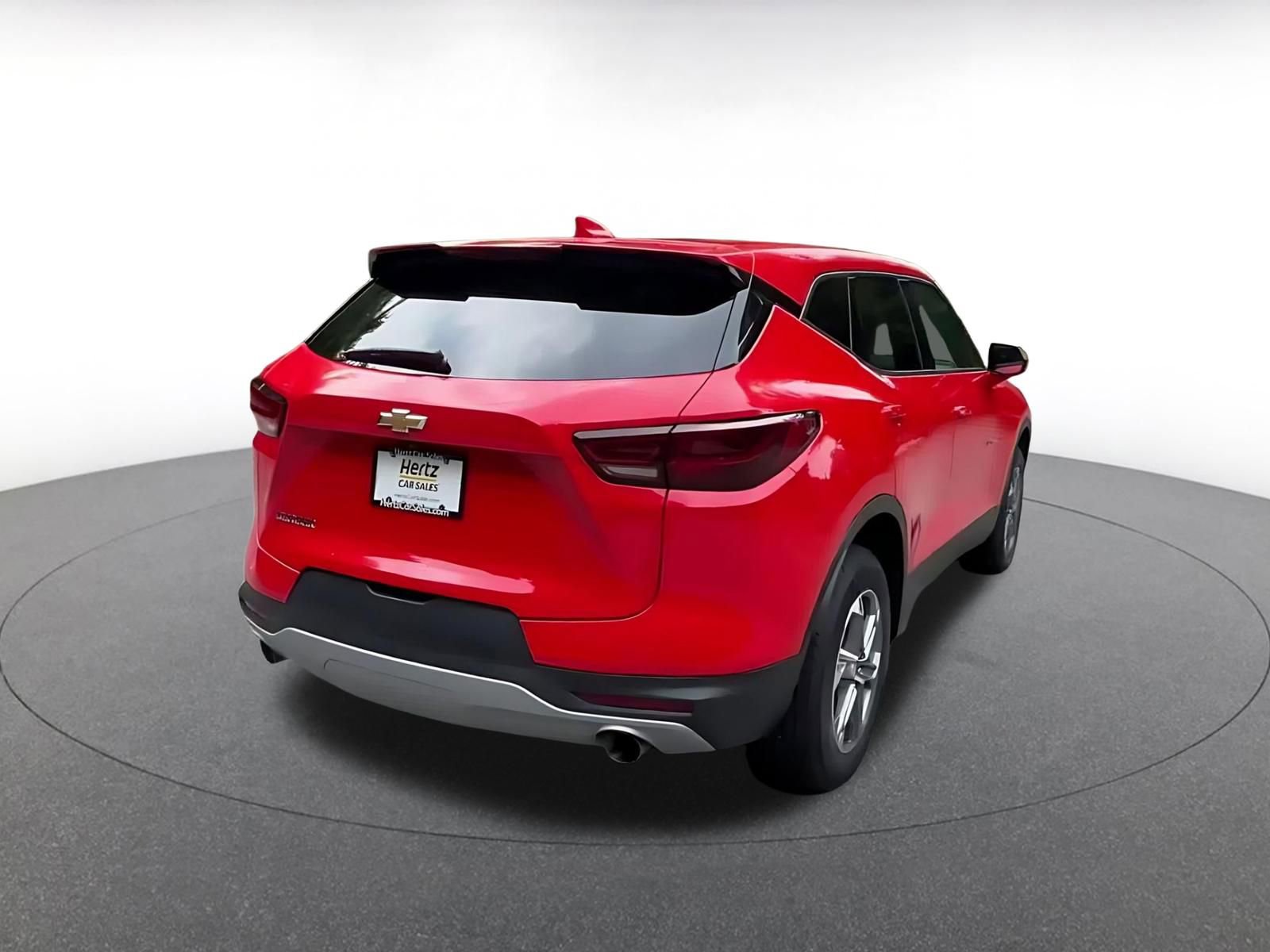 Thumbnail: 2025 Chevrolet Blazer - 15