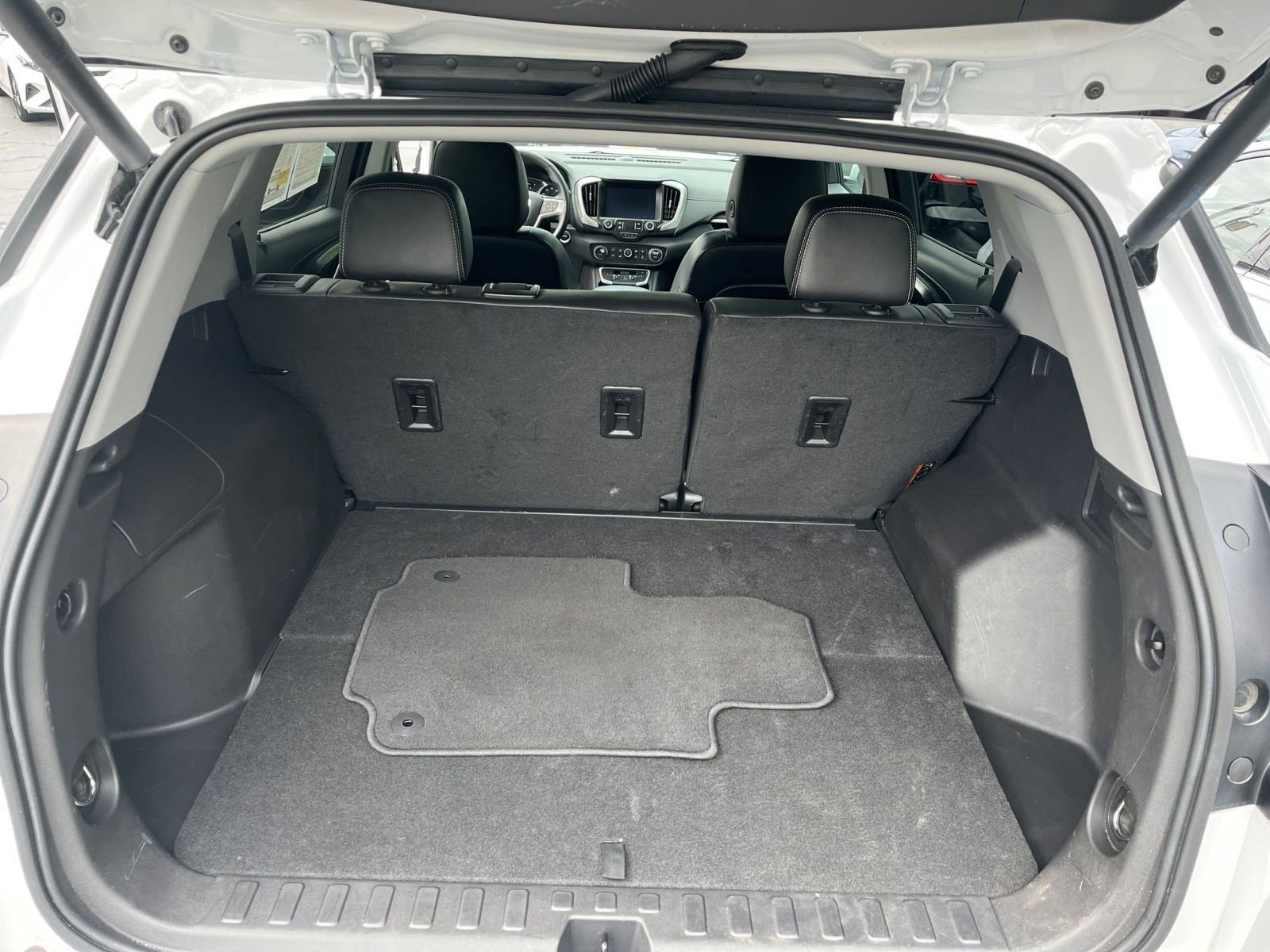 2024 GMC Terrain SLT 25