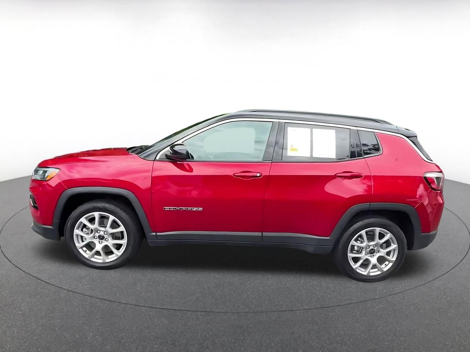 Thumbnail: 2025 Jeep Compass - 8