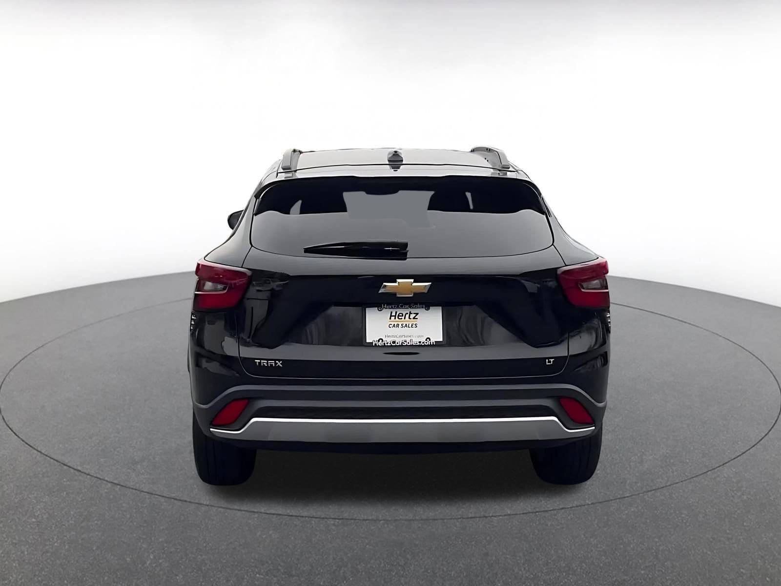 Thumbnail: 2025 Chevrolet Trax - 12