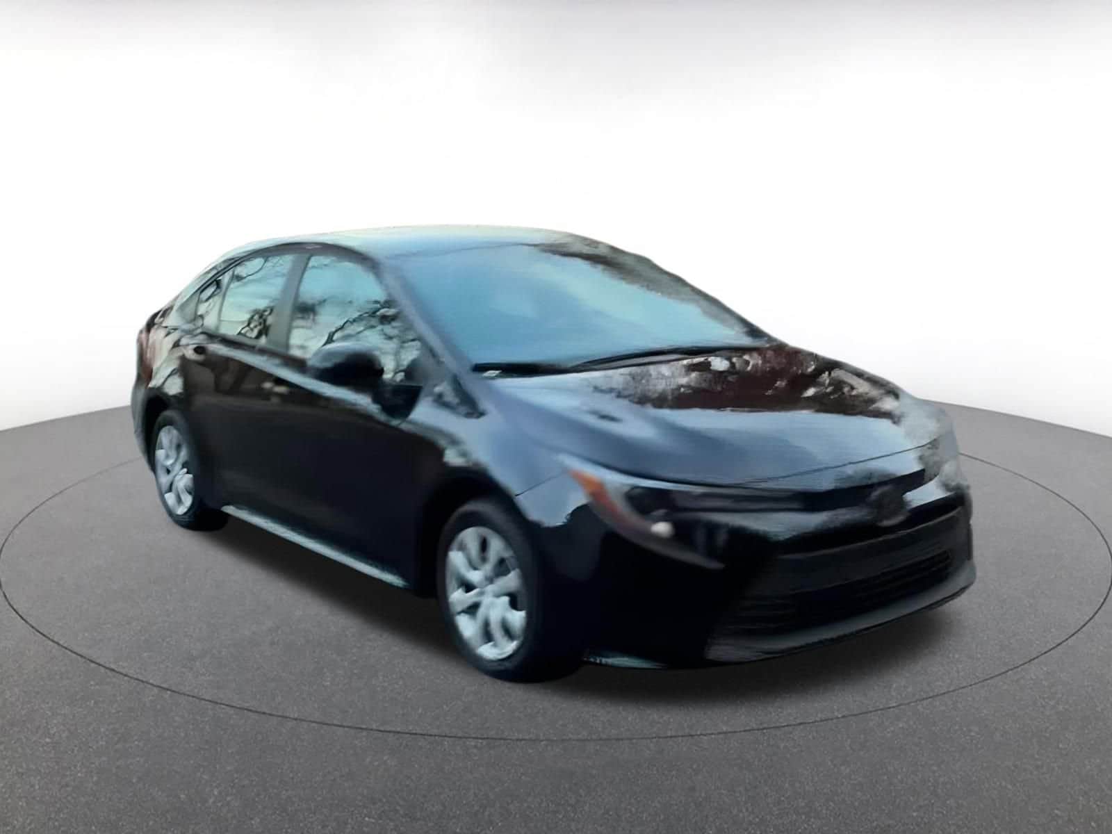 Thumbnail: 2025 Toyota Corolla - 3