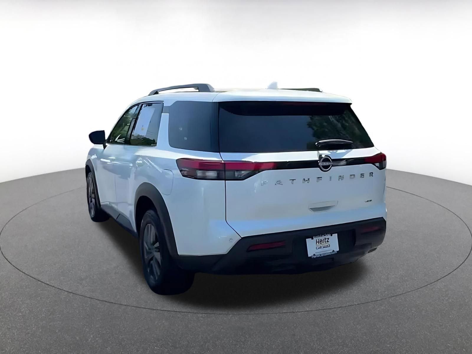 Thumbnail: 2025 Nissan Pathfinder - 11