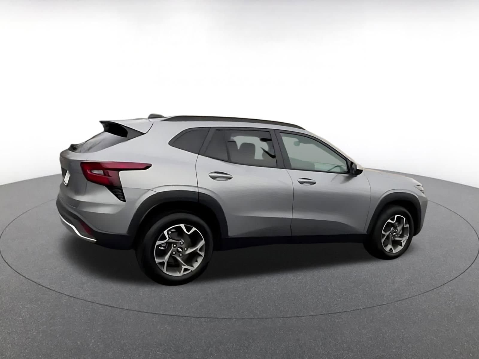 Thumbnail: 2025 Chevrolet Trax - 12