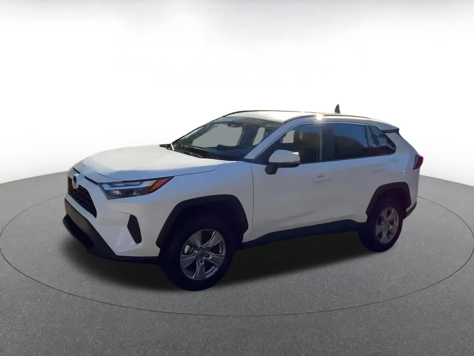 Thumbnail: 2025 Toyota RAV4 - 8