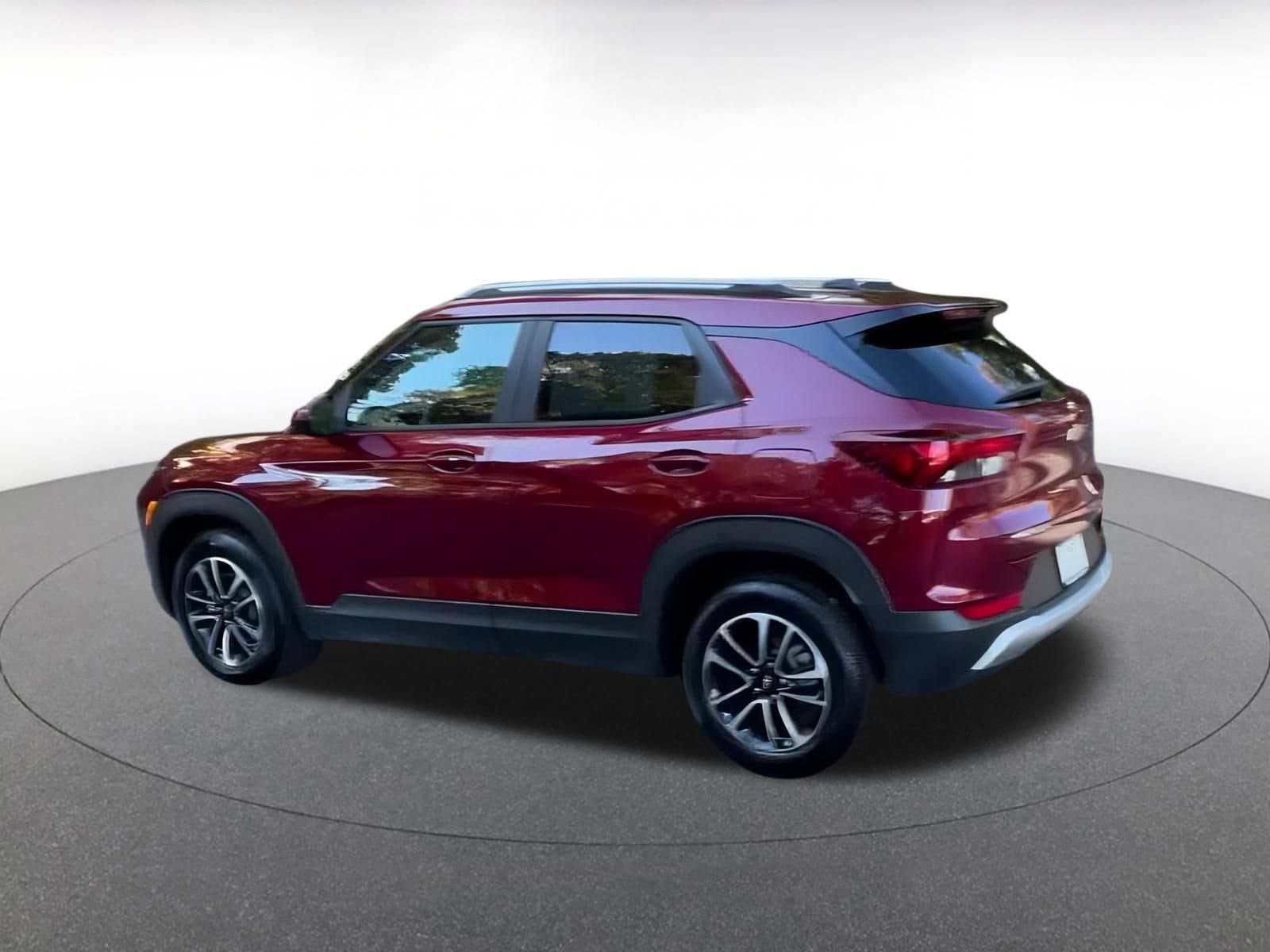 Thumbnail: 2025 Chevrolet TrailBlazer - 10