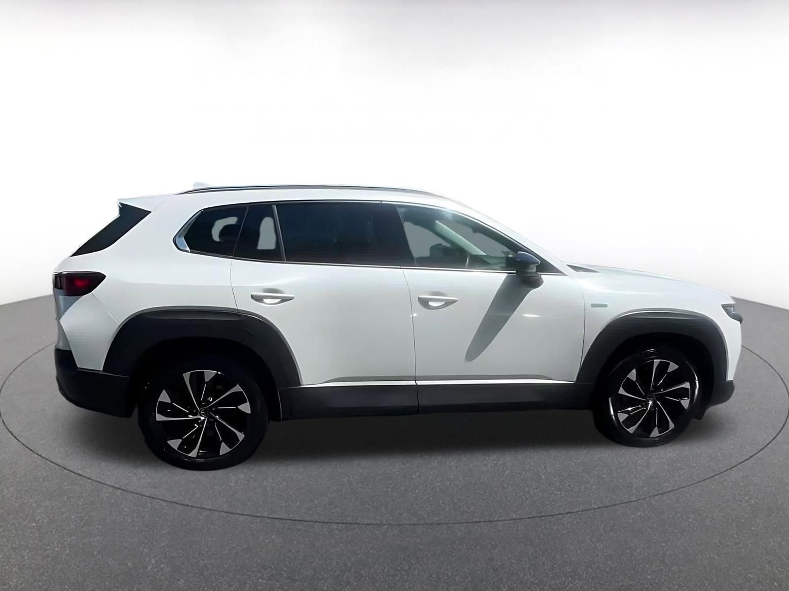 Thumbnail: 2025 Mazda CX-50 - 15