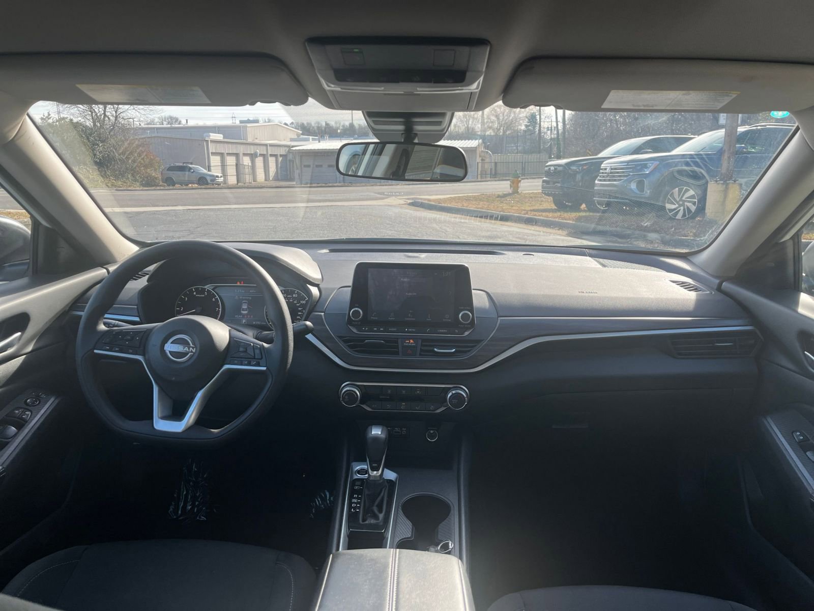 Thumbnail: 2025 Nissan Altima - 27