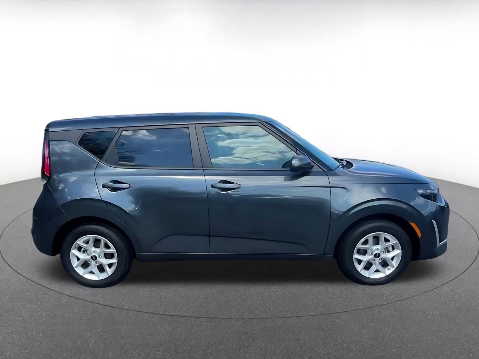 Thumbnail: 2025 Kia Soul - 16