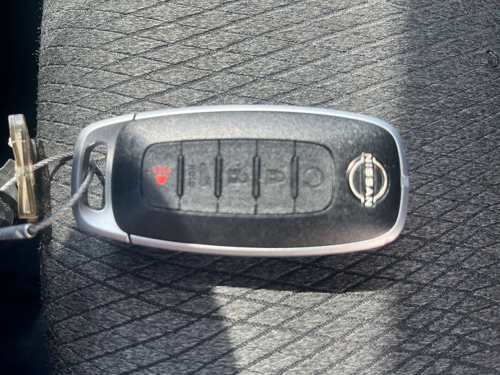 Thumbnail: 2025 Nissan Rogue - 18