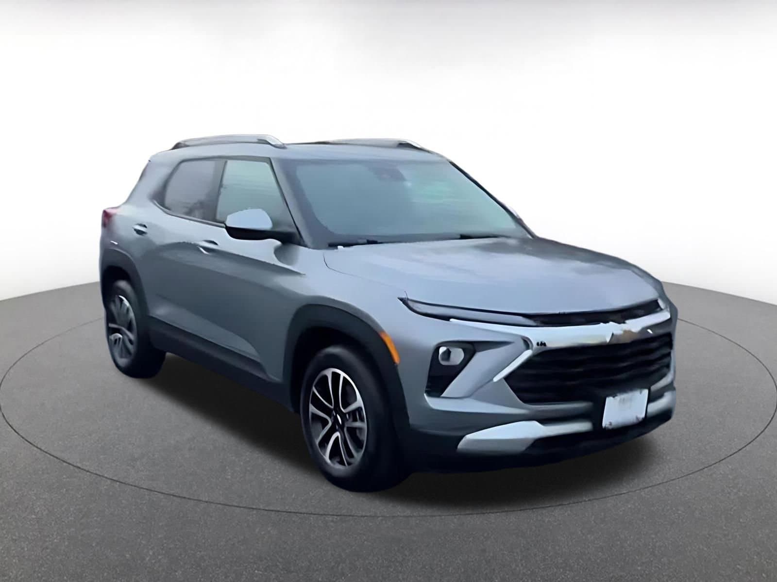 Thumbnail: 2025 Chevrolet TrailBlazer - 3