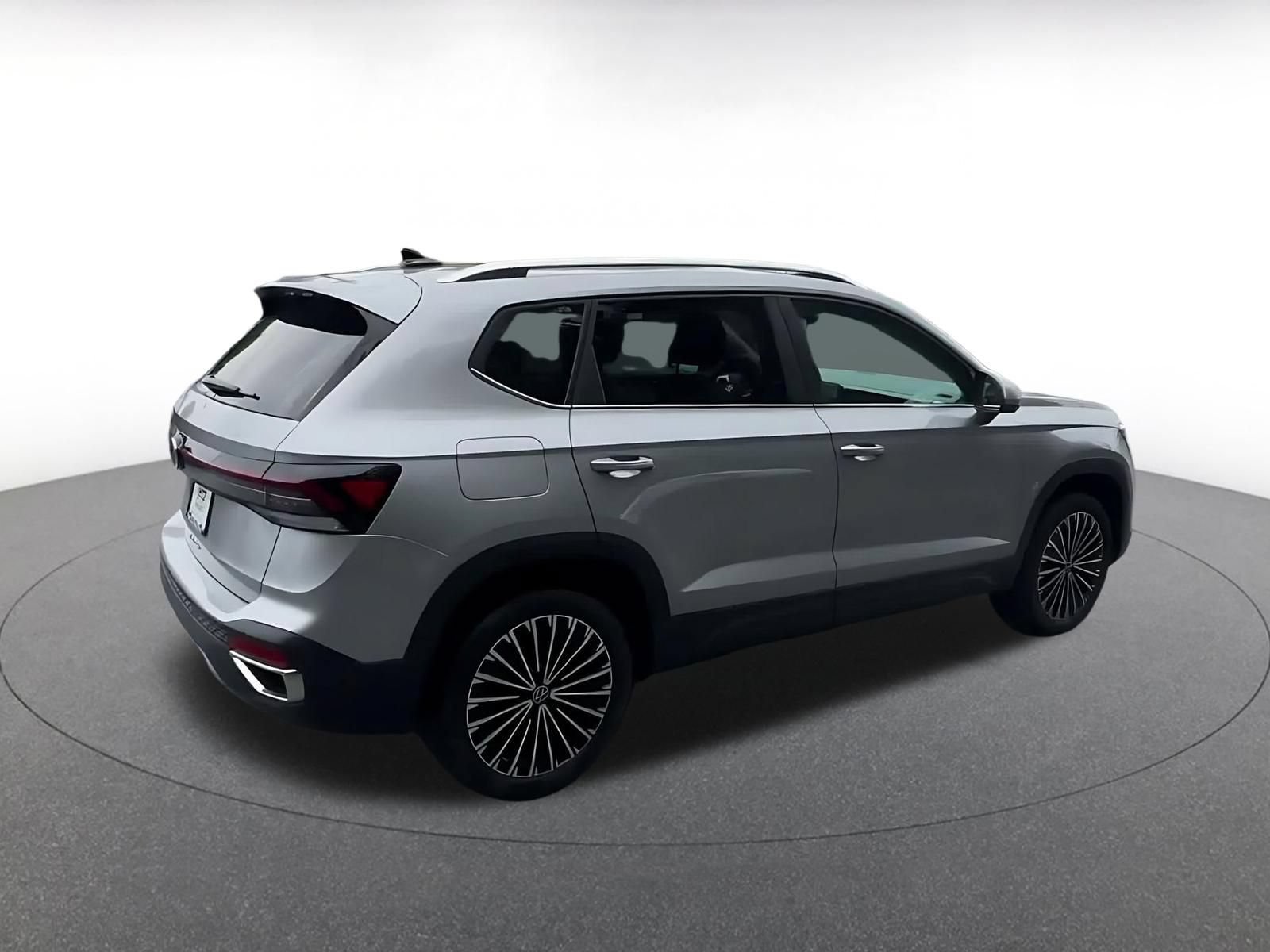 Thumbnail: 2026 Volkswagen Taos - 14