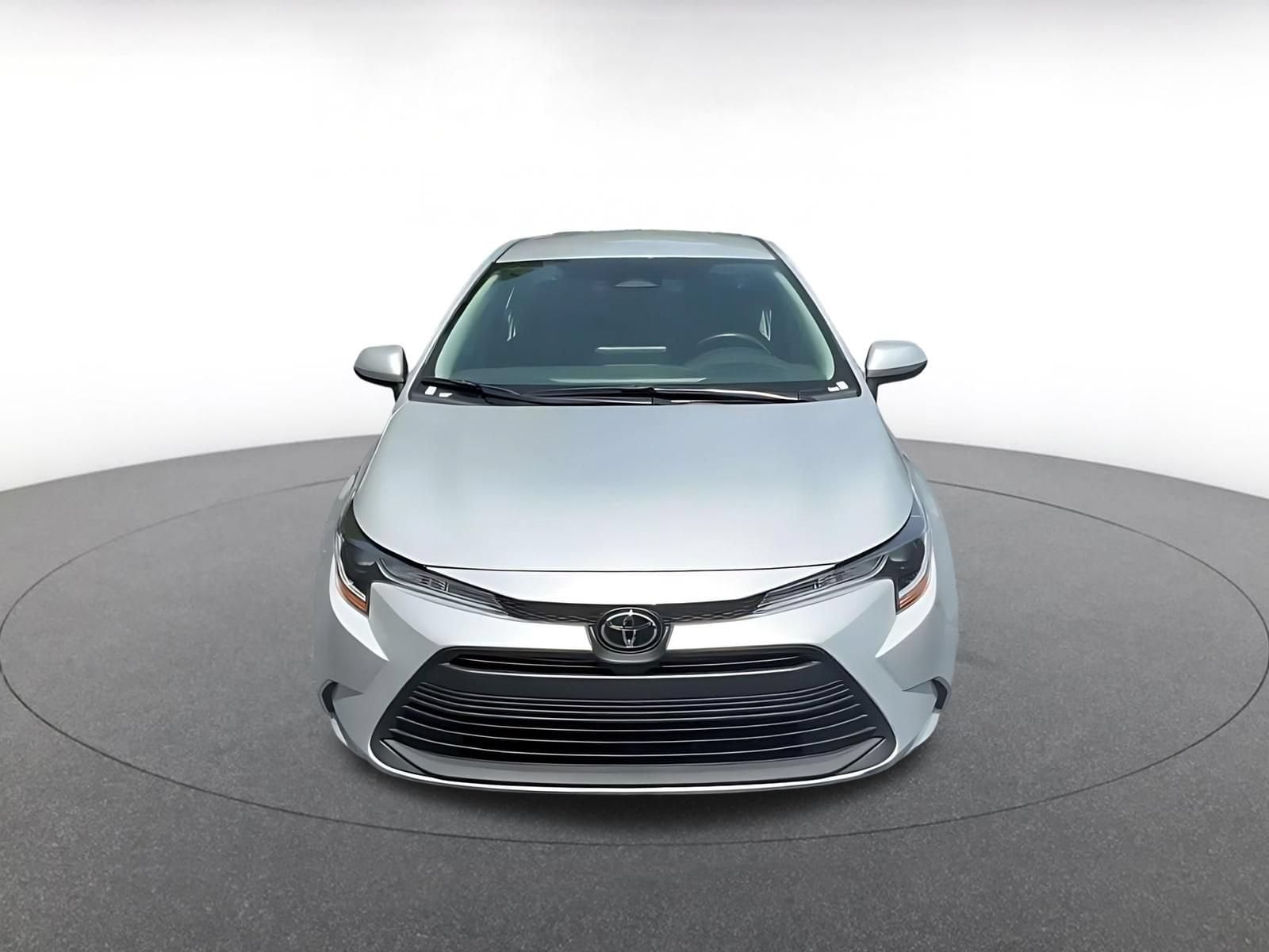 Thumbnail: 2025 Toyota Corolla - 4