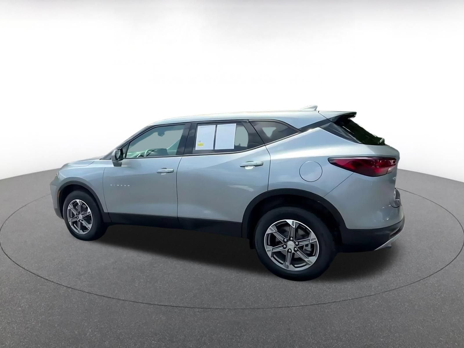 Thumbnail: 2026 Chevrolet Blazer - 10