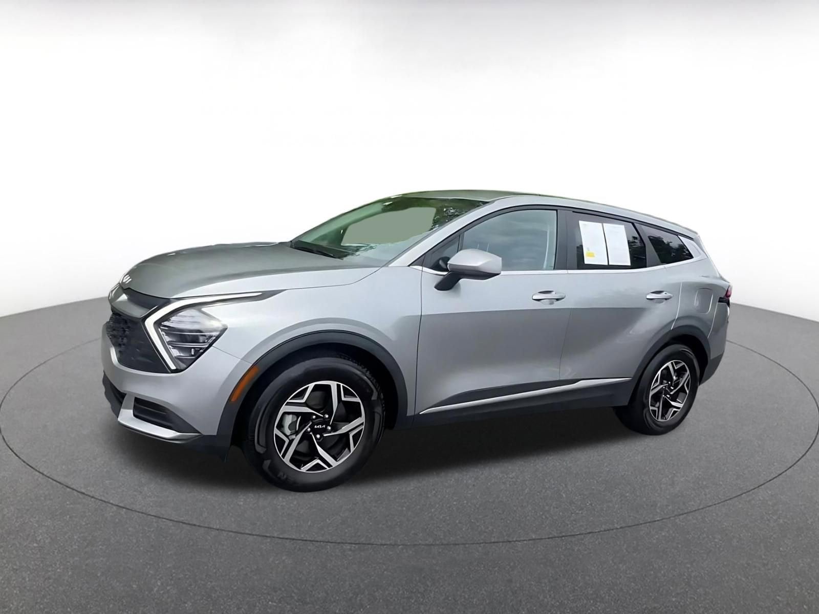 Thumbnail: 2025 Kia Sportage - 8