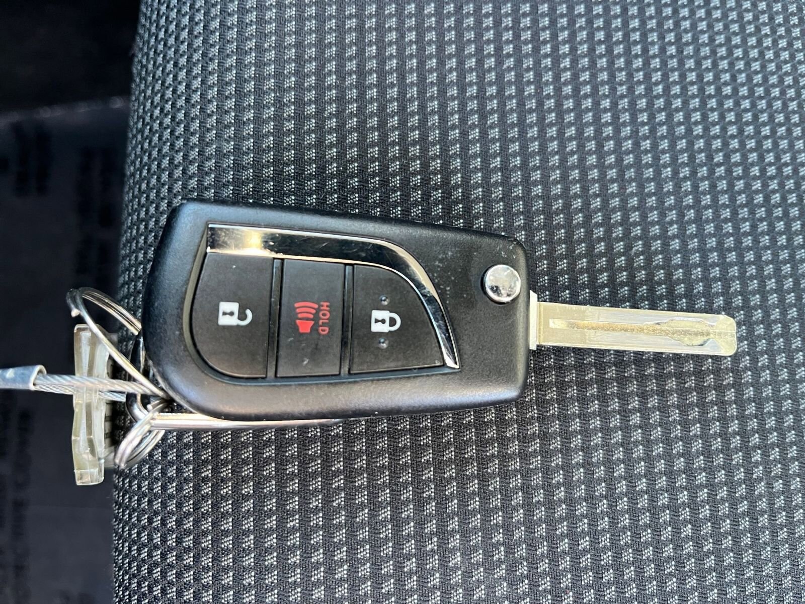 Thumbnail: 2025 Toyota RAV4 - 18