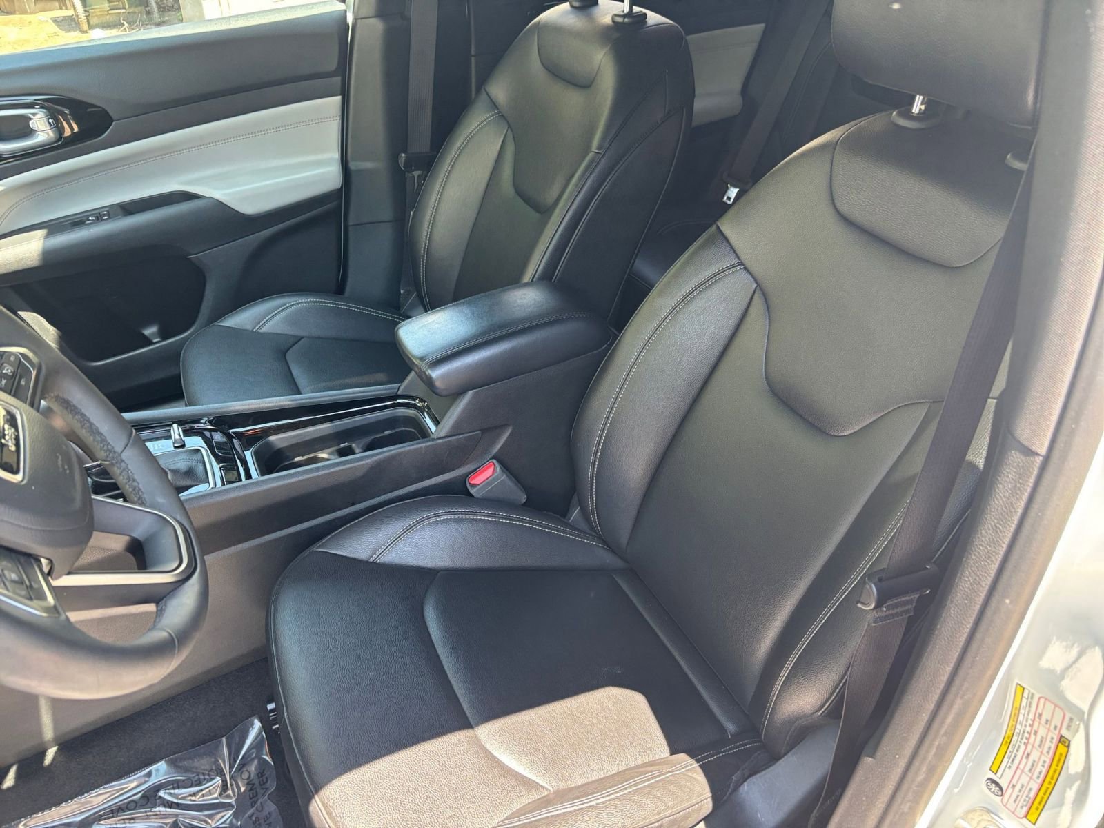 Thumbnail: 2025 Jeep Compass - 22