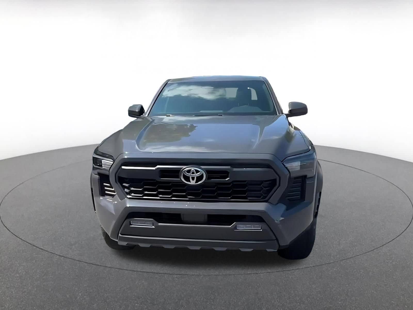 Thumbnail: 2025 Toyota Tacoma - 4