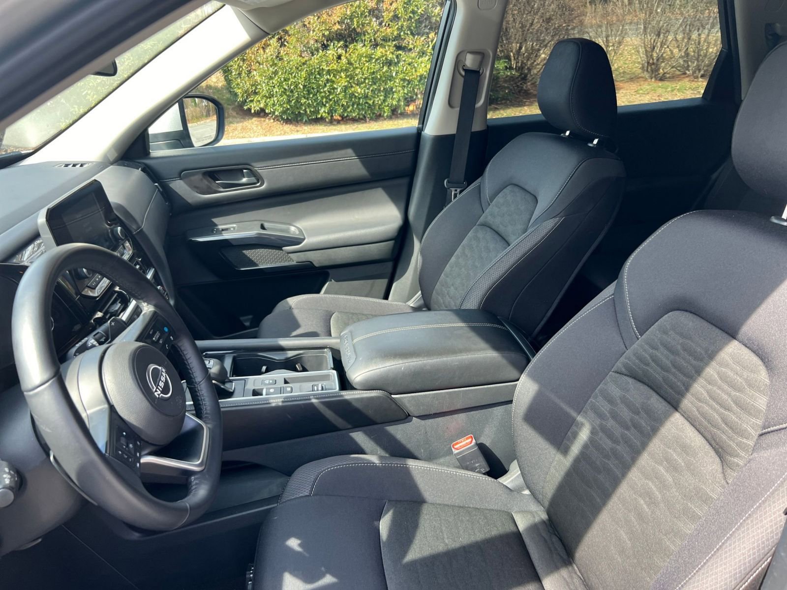 Thumbnail: 2025 Nissan Pathfinder - 32