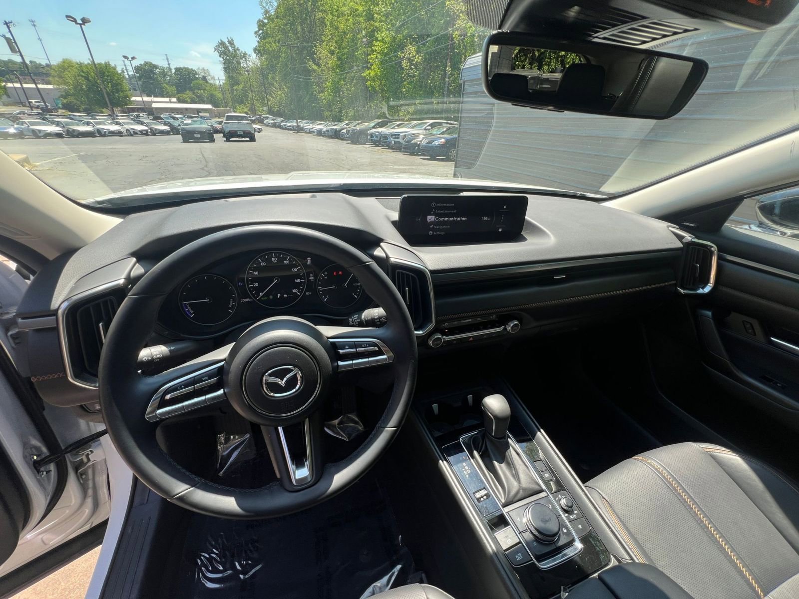 Thumbnail: 2025 Mazda CX-50 - 32