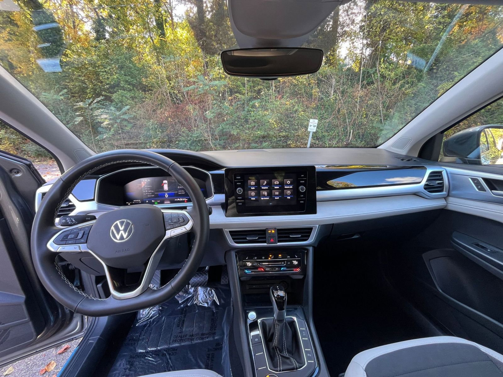 Thumbnail: 2025 Volkswagen Taos - 29