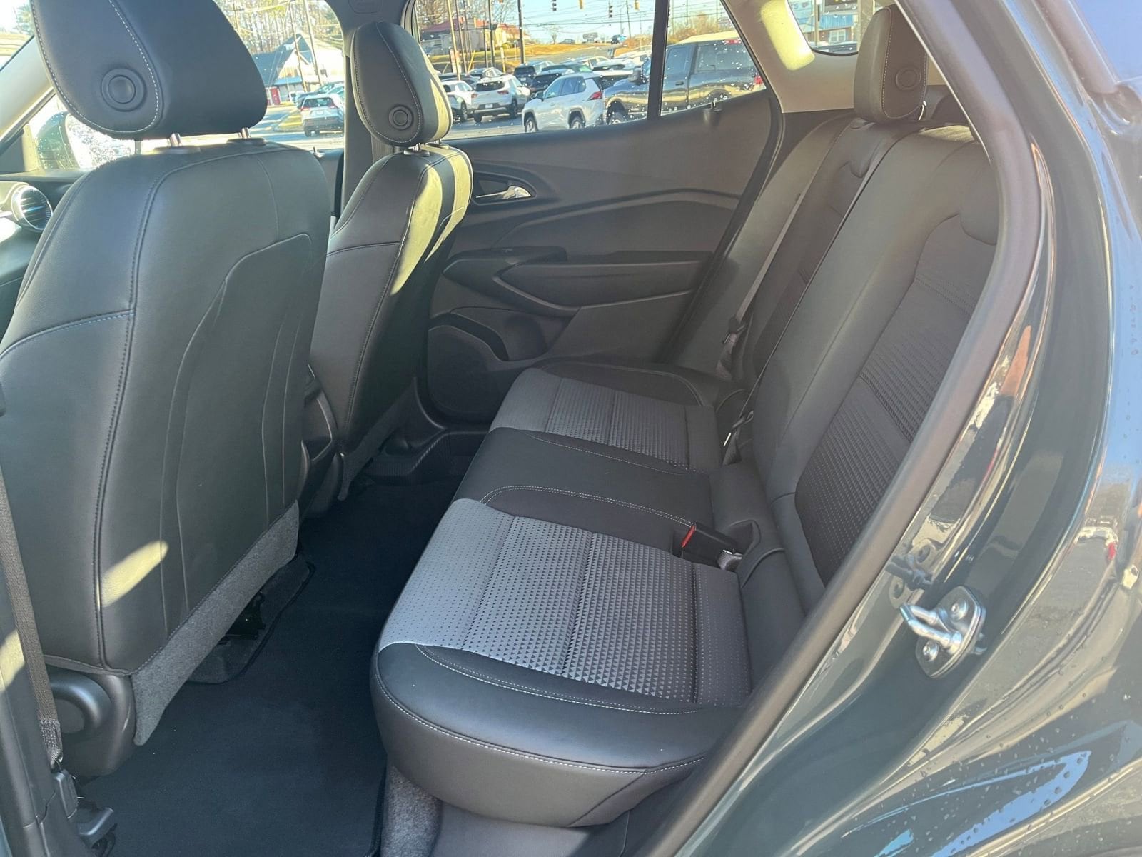 Thumbnail: 2025 Chevrolet Trax - 20