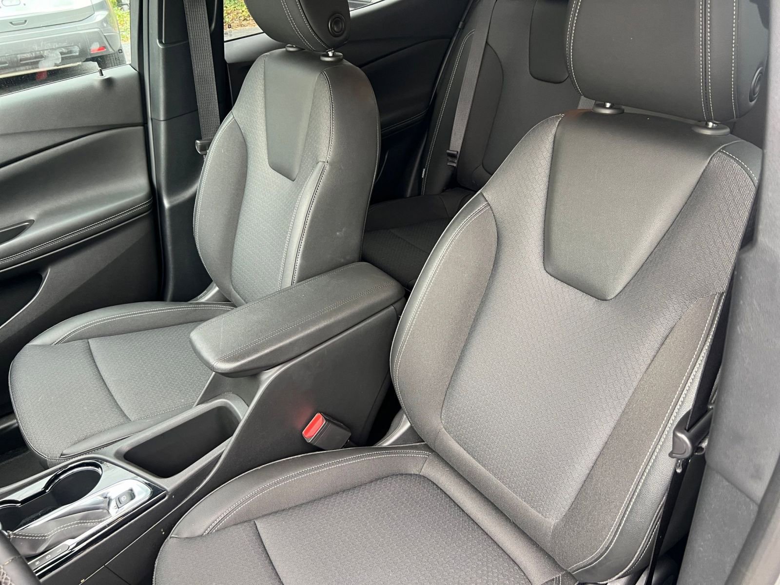 Thumbnail: 2025 Buick Encore GX - 22