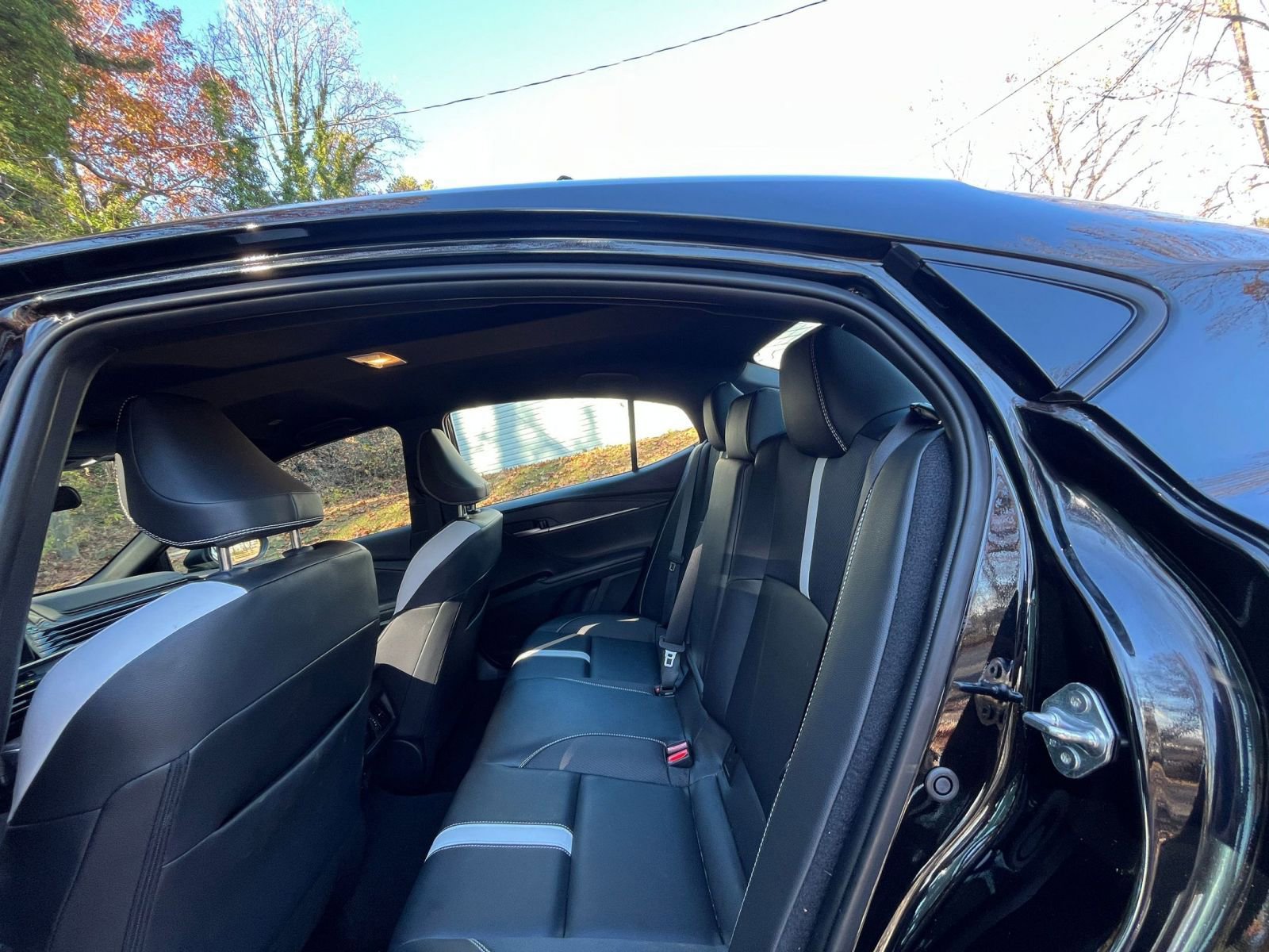 Thumbnail: 2025 Toyota Camry - 22