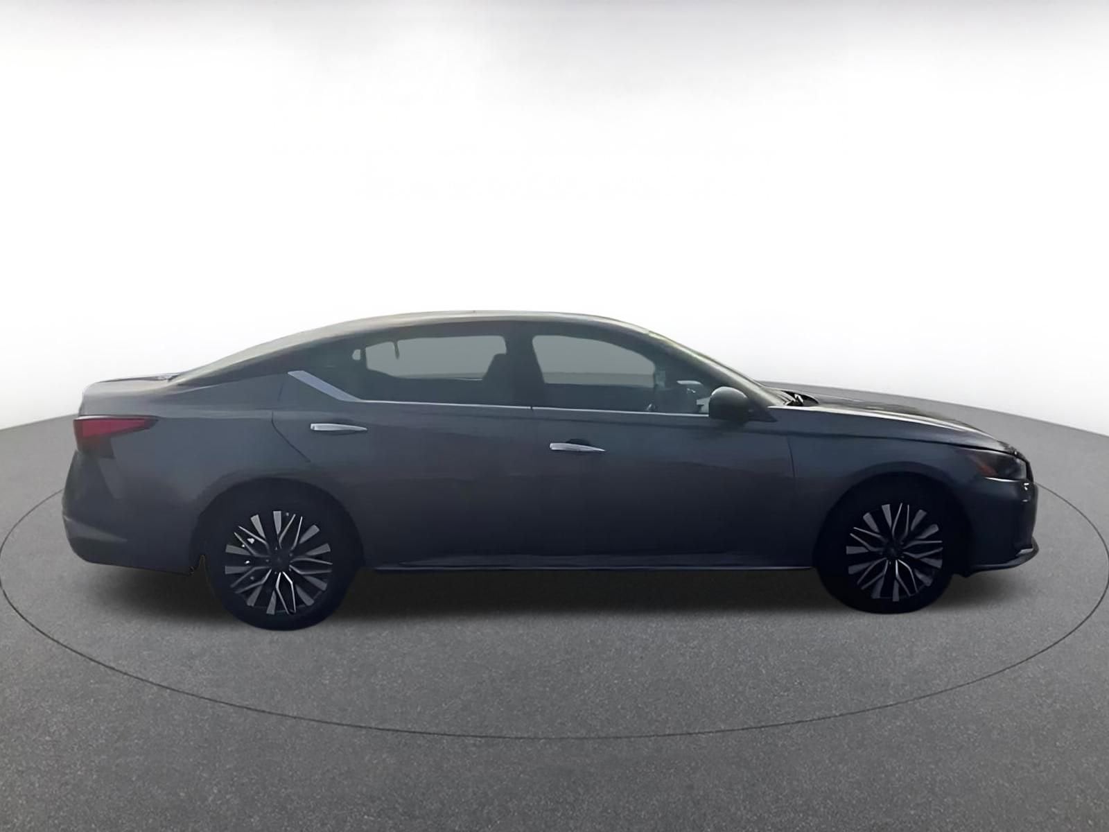 Thumbnail: 2025 Nissan Altima - 16