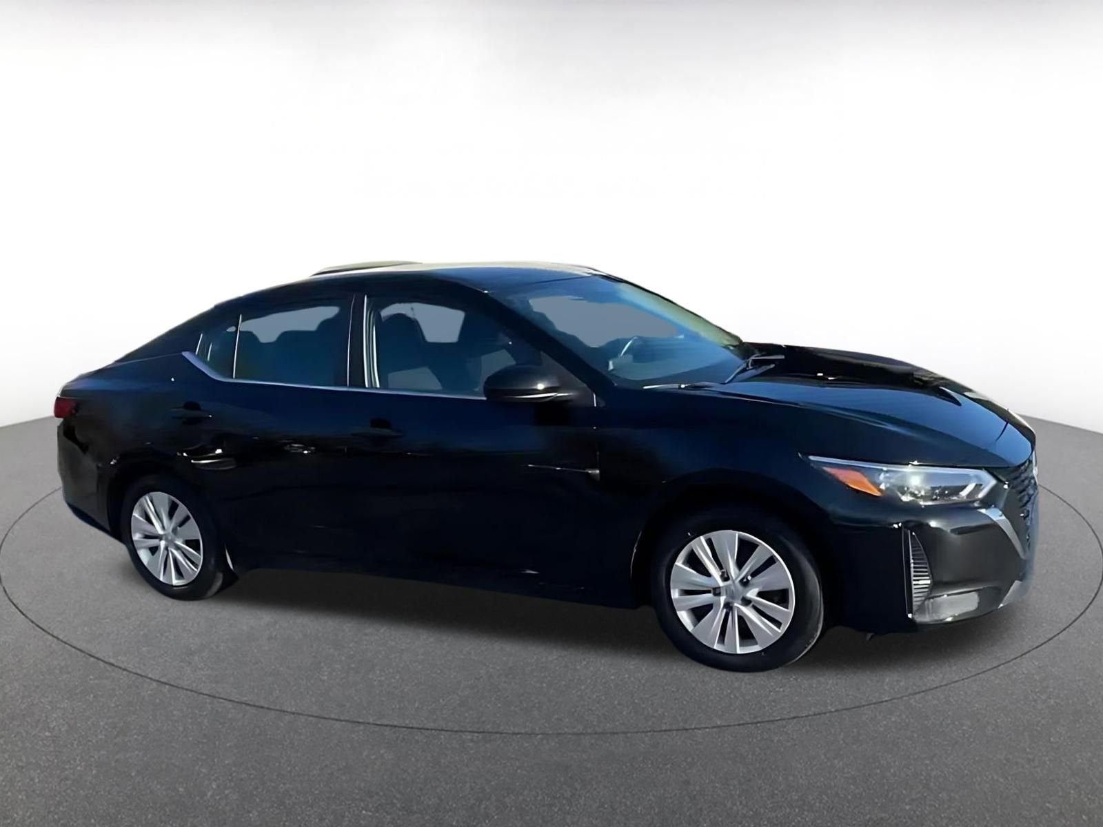 Thumbnail: 2025 Nissan Sentra - 16