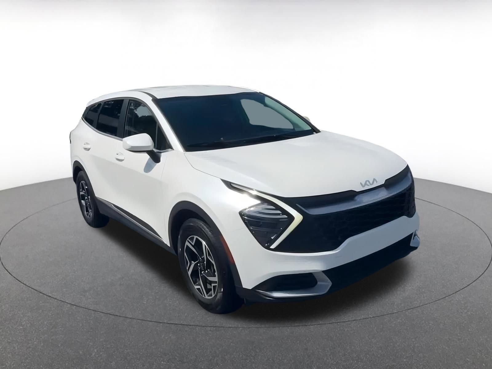 Thumbnail: 2024 Kia Sportage - 3