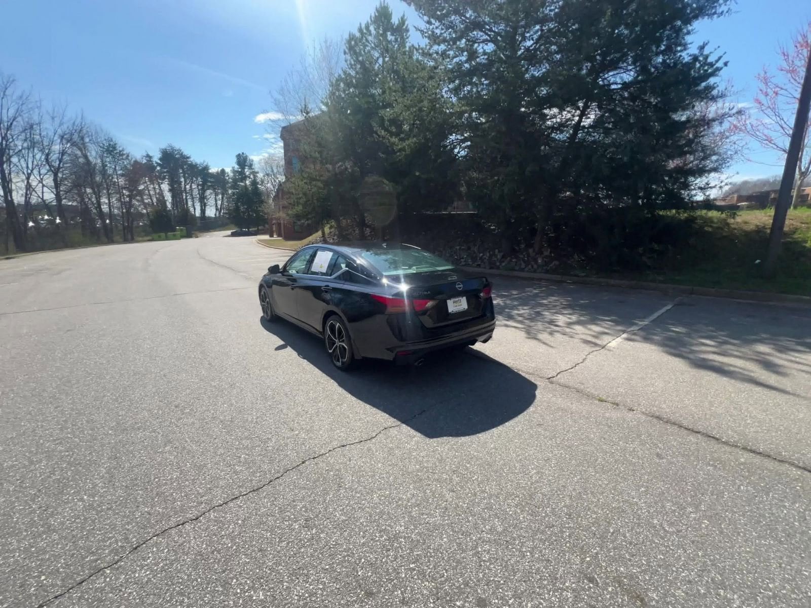 Thumbnail: 2025 Nissan Altima - 16