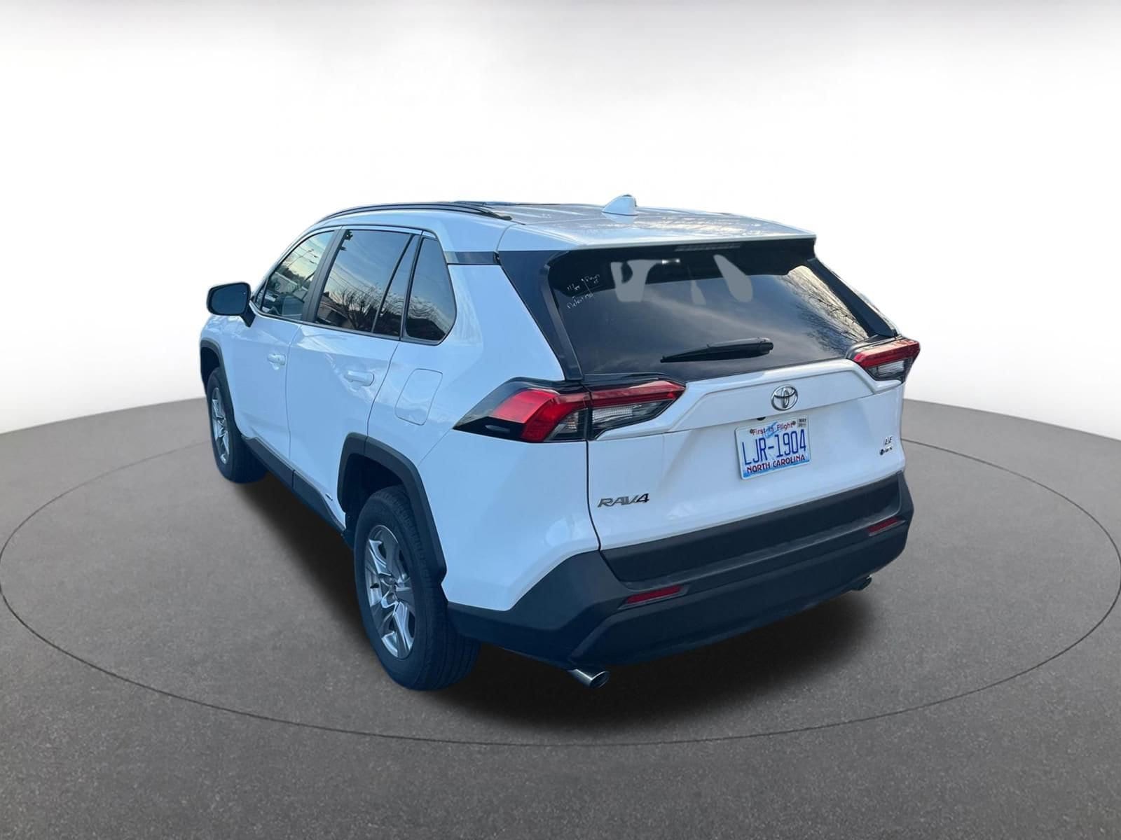 Thumbnail: 2025 Toyota RAV4 - 6