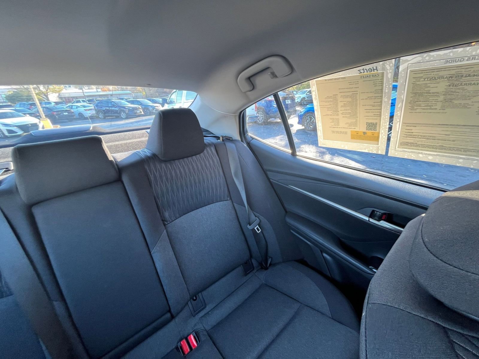 Thumbnail: 2025 Toyota Camry - 32