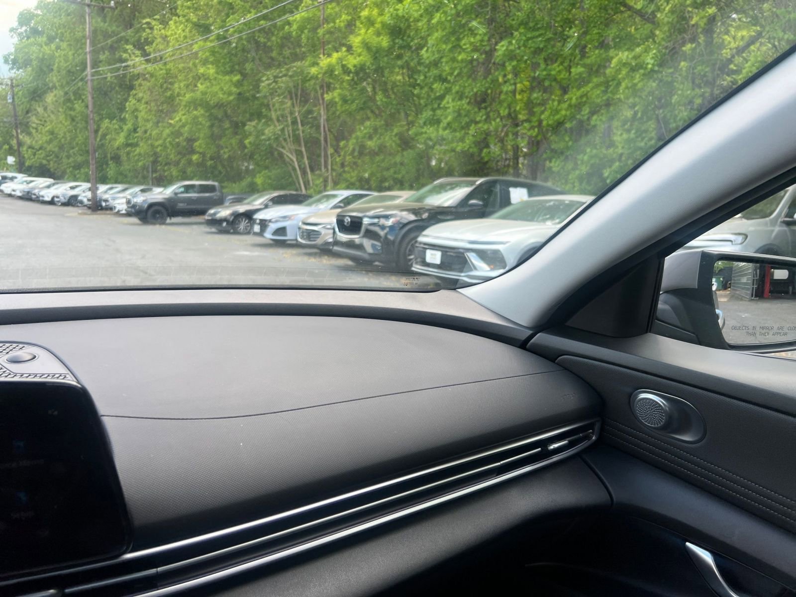 Thumbnail: 2025 Hyundai Elantra - 31