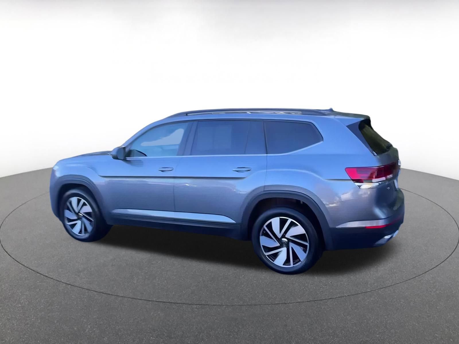Thumbnail: 2025 Volkswagen Atlas - 10