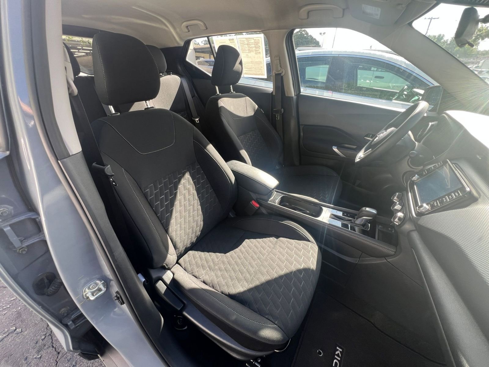 2024 Nissan Kicks SV 31
