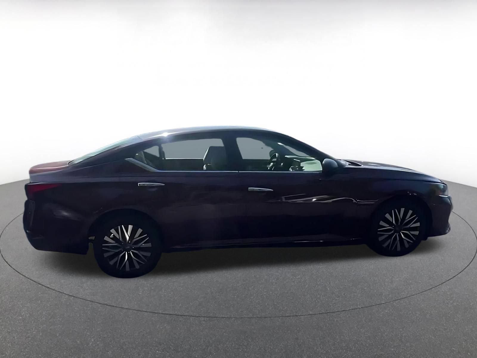 Thumbnail: 2025 Nissan Altima - 16