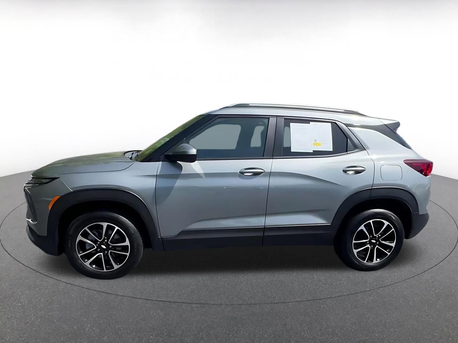 Thumbnail: 2025 Chevrolet TrailBlazer - 9